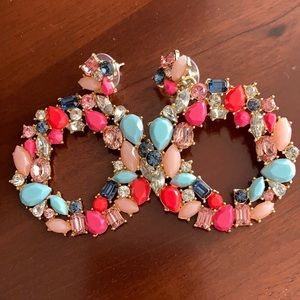 Multi colored stone tangling earrings